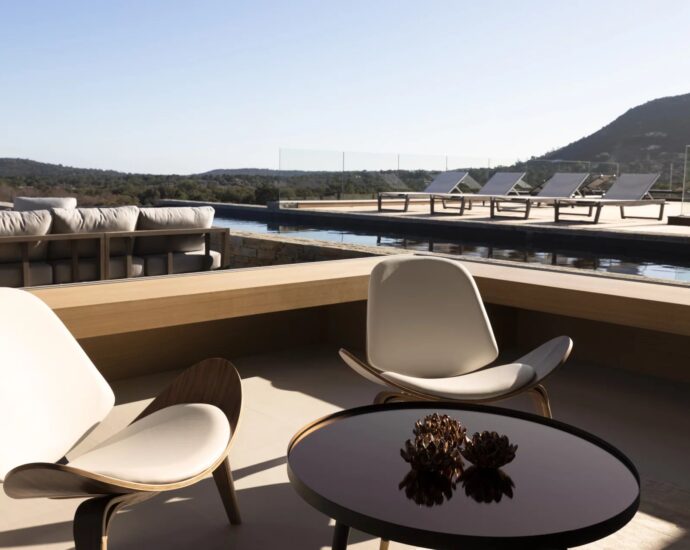 Pinarello, 5 Bedroom Villa, Infinity pool, sea View,  close to the beach
