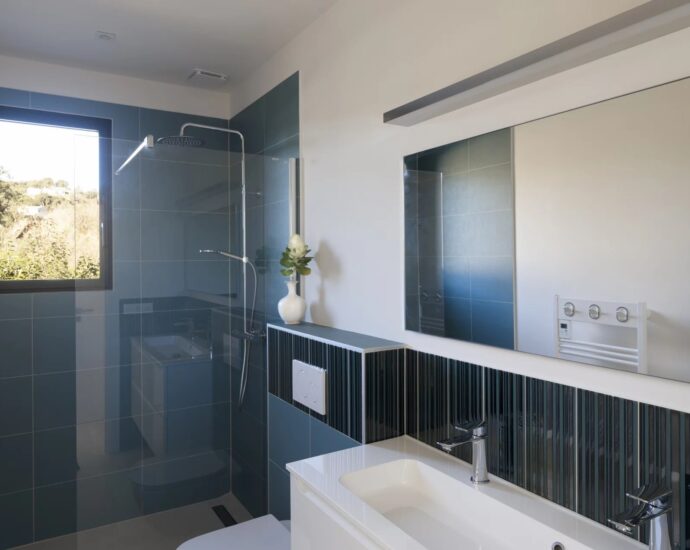 Pinarello, 5 Bedroom Villa, Infinity pool, sea View,  close to the beach