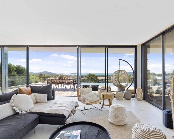 Southtern Corsica –  4 Bedroom Villa with Sea View