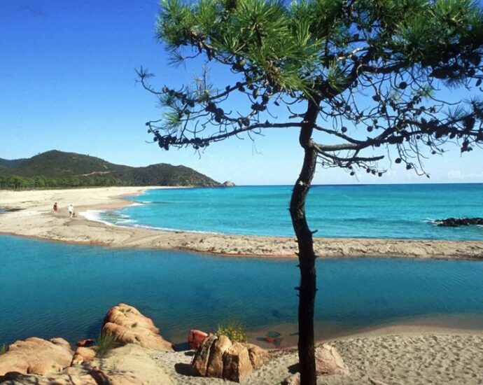 Exclusivité, Ste Lucie de Porto-Vecchio, Villa T6, proche Pinarello, avec  piscine, vue mer