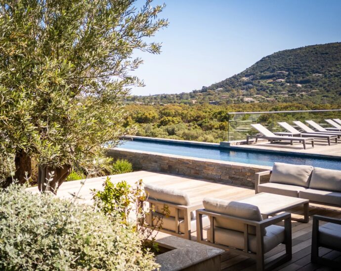 Pinarello, Villa de 5 chambres, piscine, vue mer et plage à pied