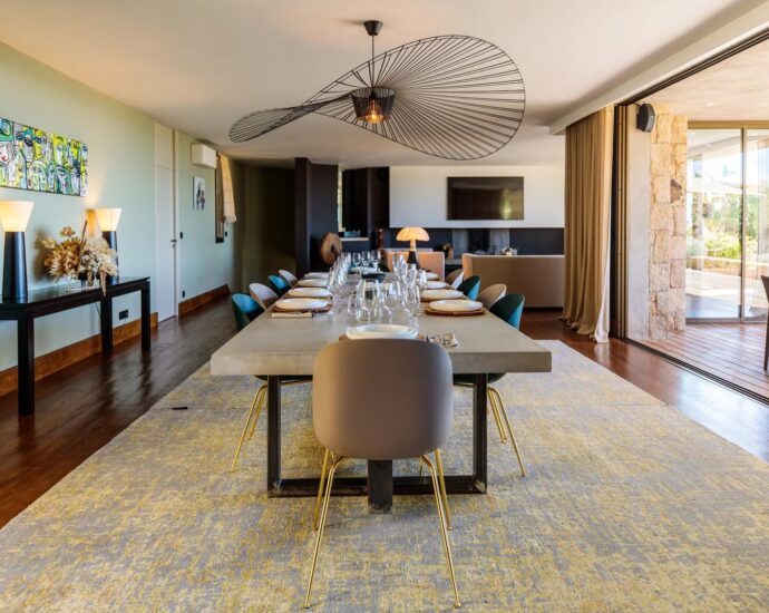 Private domain of Punta d’Arasu, 8 bedroom villa, walking distance to the beach and sea view, Sainte Lucie RL314, Villa Santa Lucia