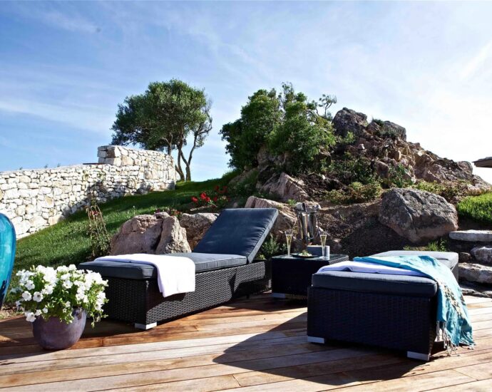 Bonifacio, Sperone, 5 bedroom villa, sea view, swimming pool
