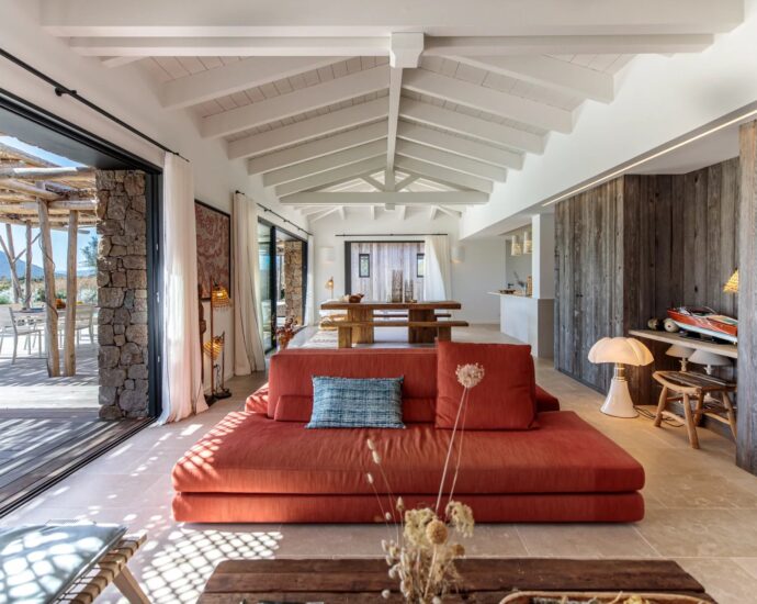 Cala Rossa beach, 5 rooms, pool, right on the water, RL351 Alzu di Cala Rossa