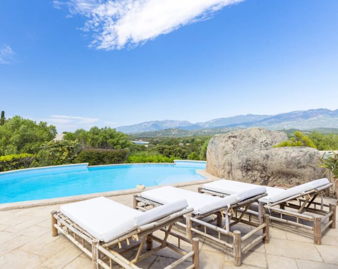 RL285 – Porto-Vecchio, Domaine de Cala Rossa, villa 5 chambres, piscine et plage à pied