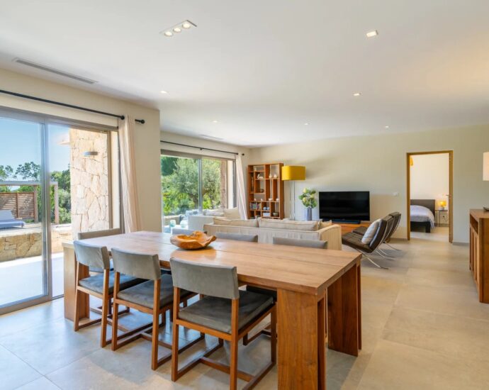 Punta d’Arasu private estate, 3-bedroom villa, near beach