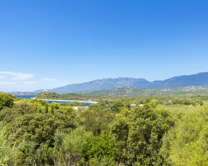 RL285 – Porto-Vecchio, Domaine de Cala Rossa, villa 5 chambres, piscine et plage à pied