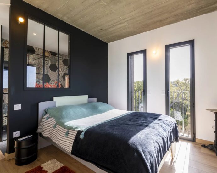 Lecci, Villa d’architecte, 4 chambres, piscine, vue dégagée, proche de la plage de Saint-Cyprien