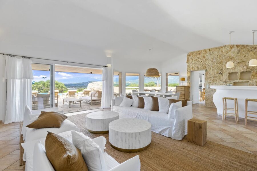 RL285 – Porto-Vecchio, Domaine de Cala Rossa, villa 5 chambres, piscine et plage à pied
