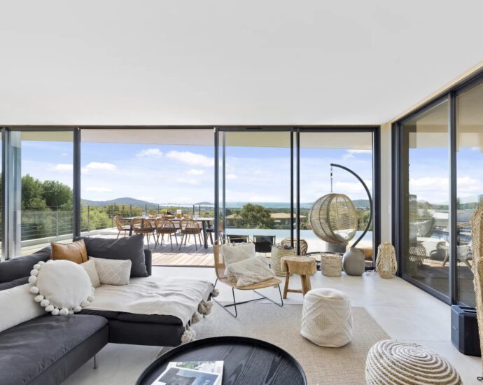 Porto-vecchio, villa 4 chambres, 1 dortoir enfants, piscine, vue mer, Villa Saviu