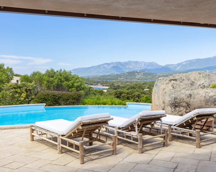 RL285 – Porto-Vecchio, Domaine de Cala Rossa, villa 5 chambres, piscine et plage à pied