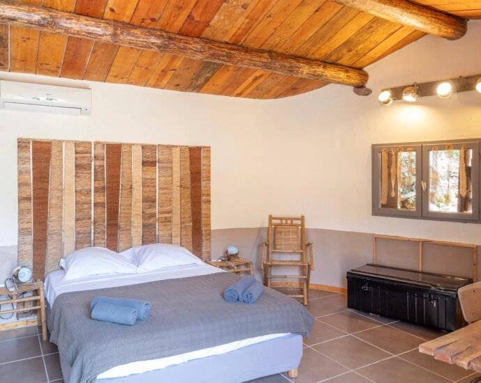 Porto-Vecchio, Palombaggia, Bergerie with Pool, 3 Bedrooms, Unobstructed View, Close to Beach