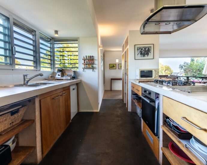 Pinarello, Villa 5 chambres, piscine, vue mer et montagnes