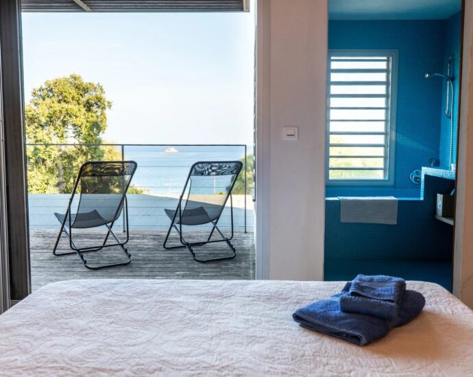 Pinarello, Villa 5 chambres, piscine, vue mer et montagnes