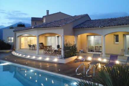 Propriano, villa 5 chambres, piscine et vue mer