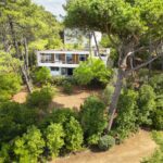 South Shore of Ajaccio, Domaine de la Pointe, Renovation Villa, 6 Bedrooms, Sea View, Private Estate, Walking Distance to the Beach