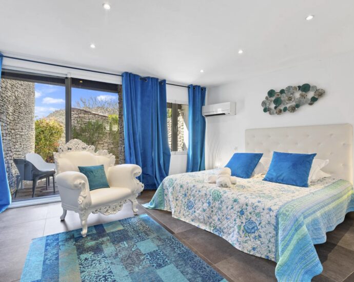 Exceptional property, BONIFACIO, near port, RL316 Petra Bianca
