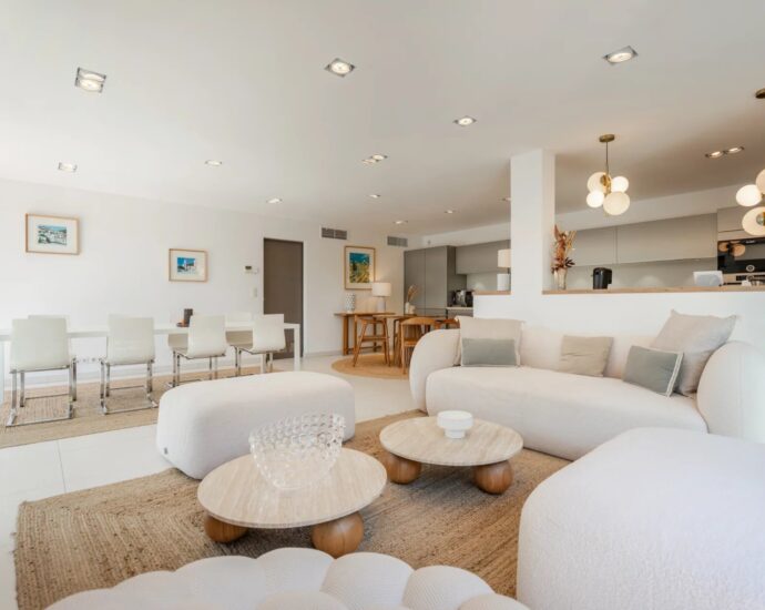Porto Vecchio, Cala Rossa, Villa A Maredda, 5 bedrooms, swimming pool and nearby the beach, RL177