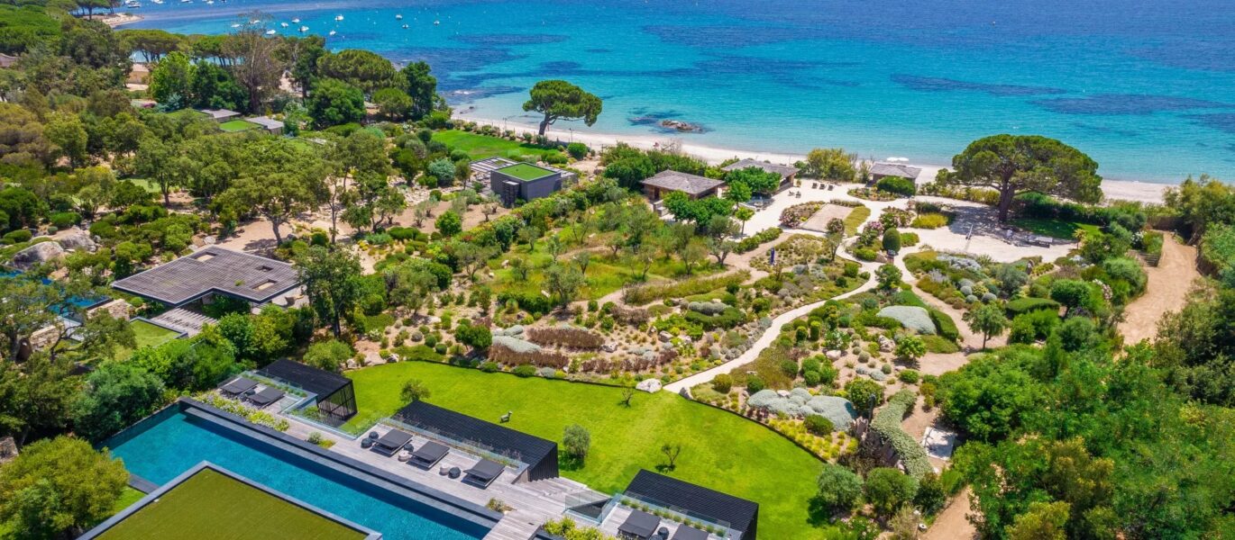 Caramontino, 6 chambres, piscine, pied dans l’eau