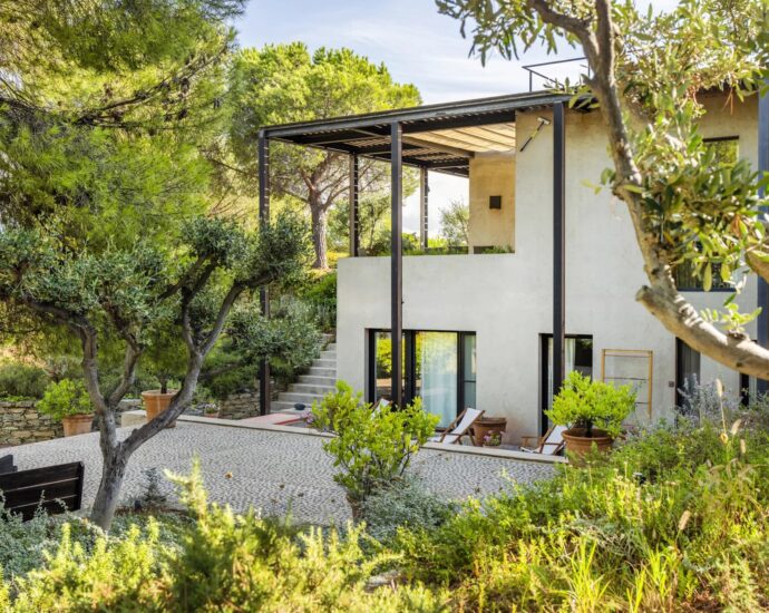 Saint-Florent, Villa contemporaine, 4 chambres, vue mer panoramique, piscine, domaine privé, plage à pieds