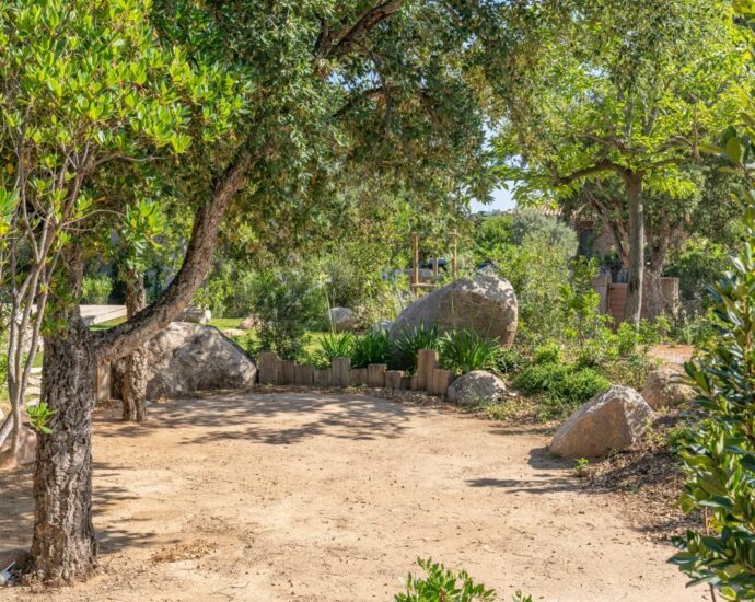 Punta d’Arasu private estate, 3-bedroom villa, near beach