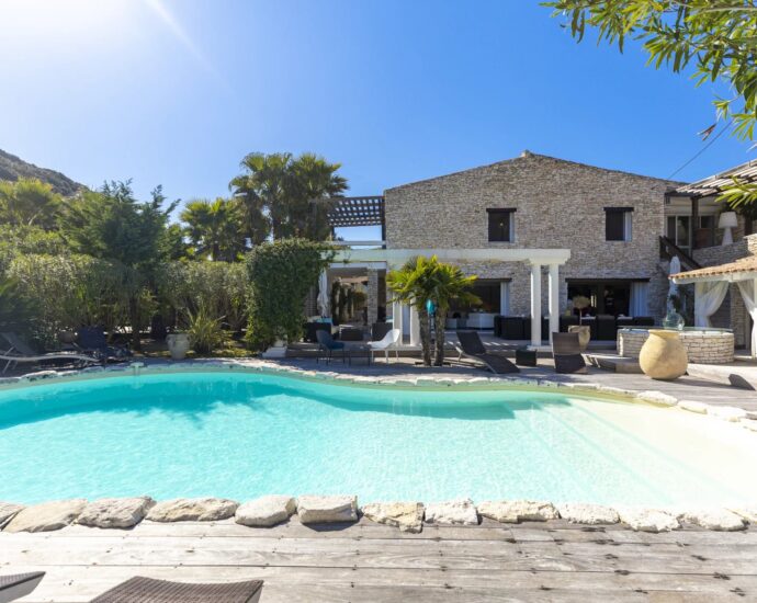 Exceptional property, BONIFACIO, near port, RL316 Petra Bianca