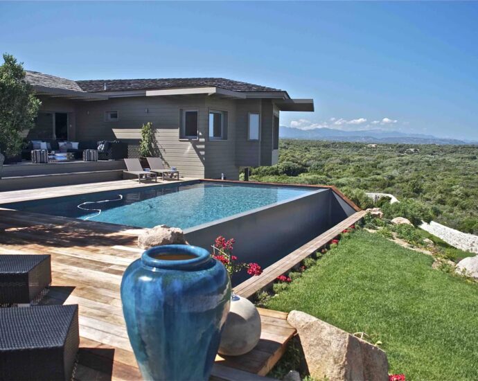 Bonifacio, Sperone, 5 bedroom villa, sea view, swimming pool