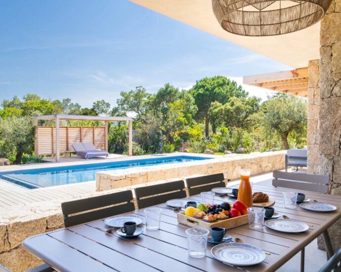 Punta d’Arasu private estate, 3-bedroom villa, near beach