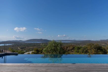 Saint-Cyprien, villa 6 bedrooms, swimming pool, panoramic sea view, near beach