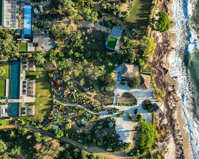 Caramontino, 6 chambres, piscine, pied dans l’eau