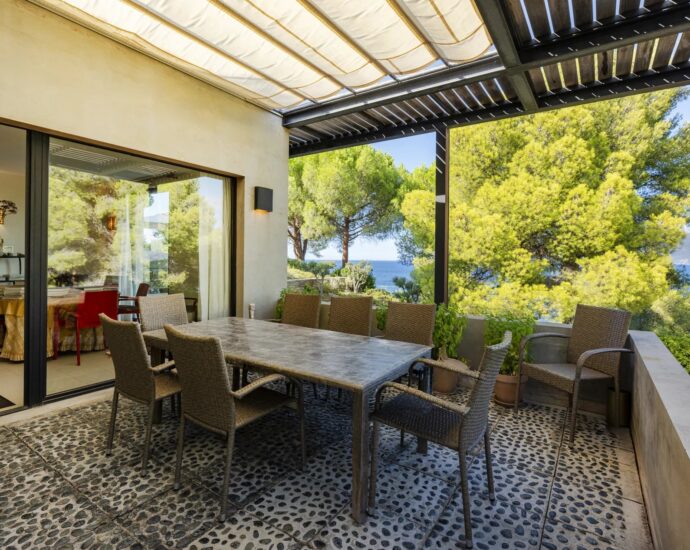Saint-Florent, Villa contemporaine, 4 chambres, vue mer panoramique, piscine, domaine privé, plage à pieds