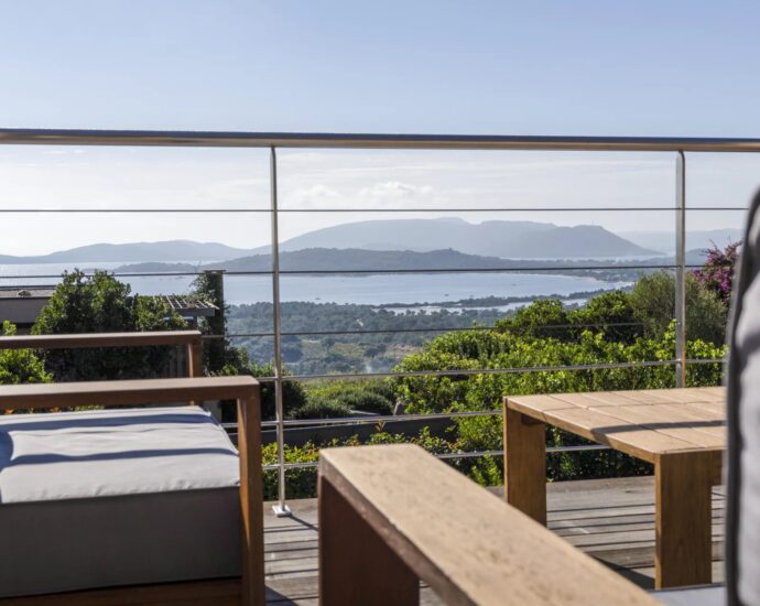 Porto -Vecchio, Arasu, Cirindinu, villa 3 chambres, piscine, vue mer panoramique, proche plage