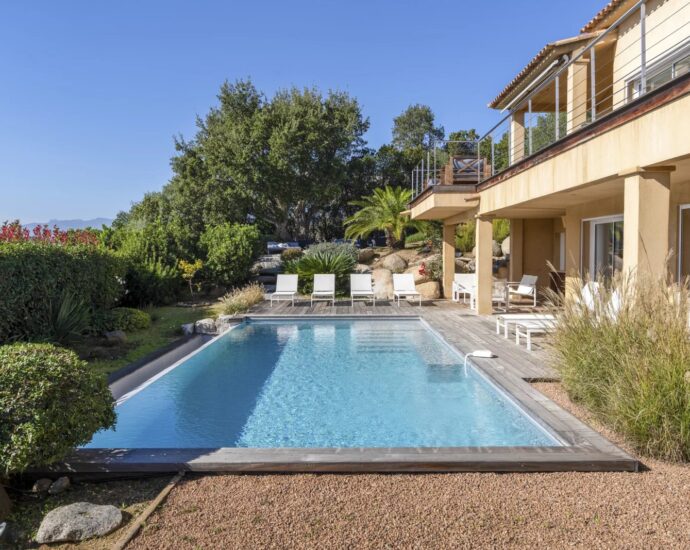 Porto -Vecchio, Arasu, Cirindinu, villa 3 chambres, piscine, vue mer panoramique, proche plage