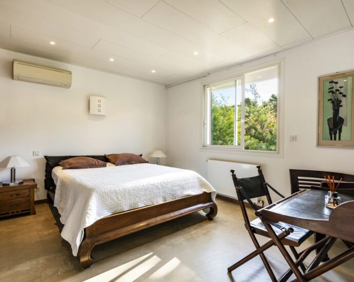 Porticcio, Rive Sud d’Ajaccio, Villa pieds dans l’eau, 5 Chambres, vue mer panoramique, accès plage à pied