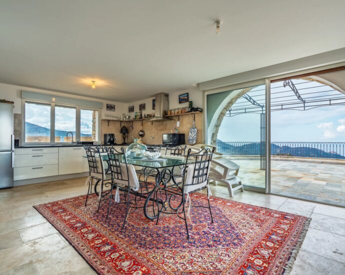 Pigna, Sant Antonino, Shepherd-style villa, 3 bedrooms, panoramic sea and mountain views