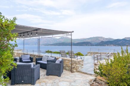 Saint-Florent, Villa contemporaine, 4 chambres, vue mer panoramique, piscine, domaine privé, plage à pieds