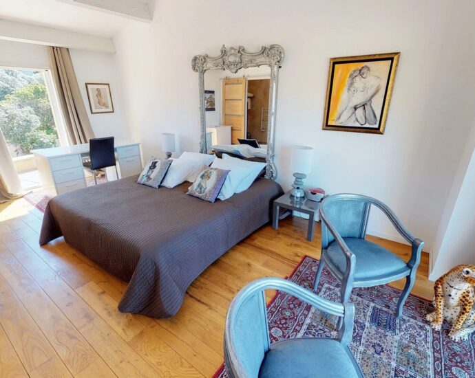 Propriano, villa 5 chambres, piscine et vue mer