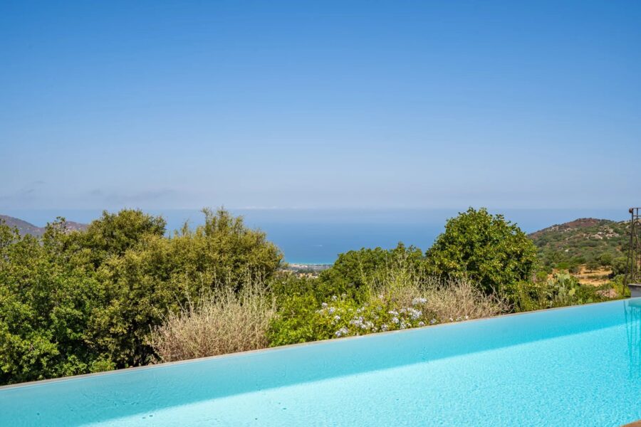 Sant’Antonino, villa type bergerie, 3 chambres, piscine, vue mer