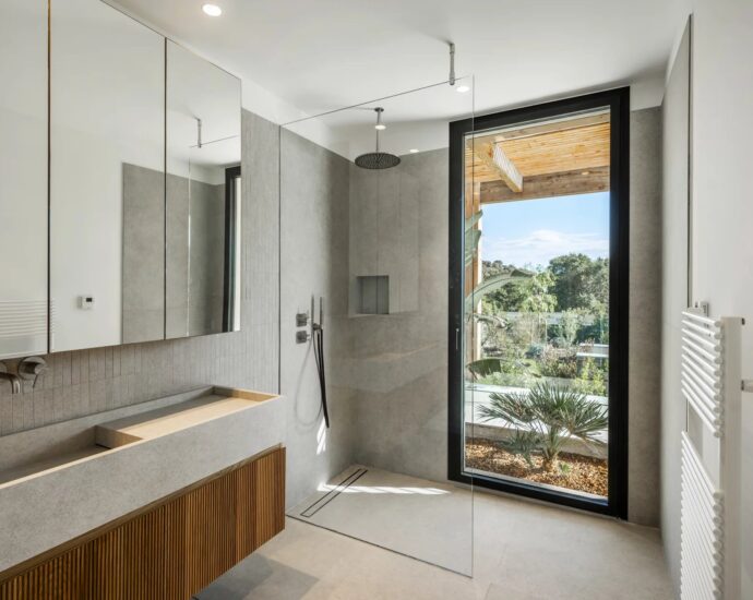 Arasu, Villa d’architecte, 4 chambres, piscine, vue dégagée sur la nature, plage à pied