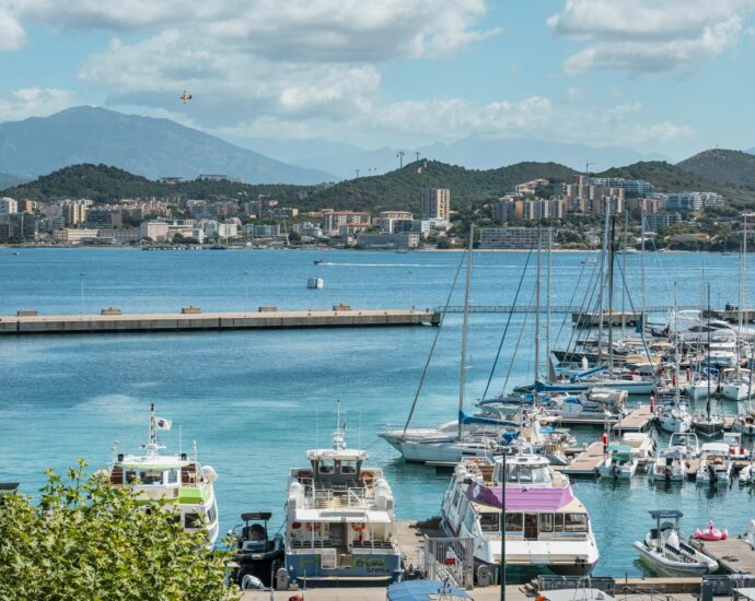 Exclusivité, Centre-ville, Ajaccio, Appartement, 2 chambres, vue mer, plage à pied