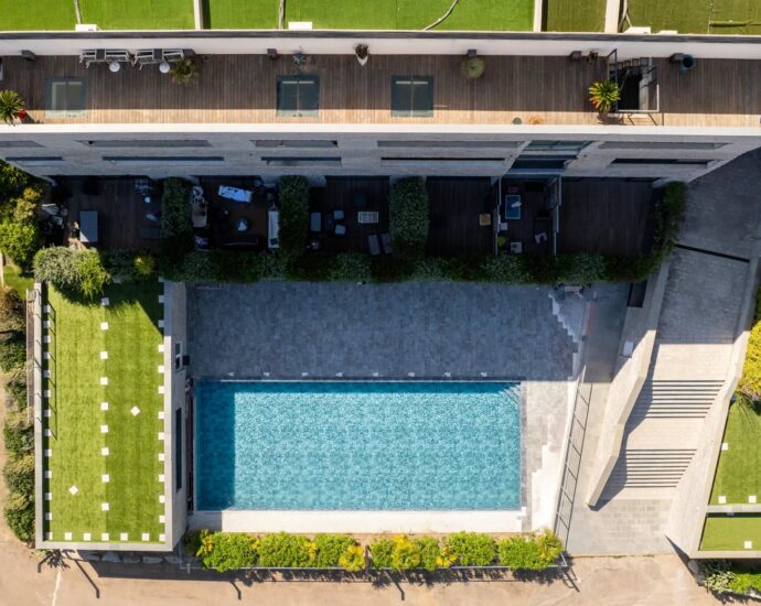 Porto-Vecchio, Appartement en duplex, 5 chambres, vue montagnes, piscine commune