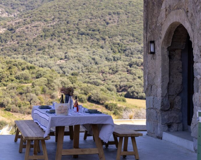 Propriano, villa 3 chambres, piscine, vue mer et montagnes, proche plage