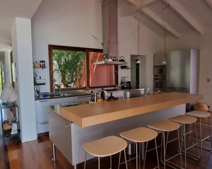 Cappiciola, Propriété pieds dans l’eau, 7 chambres, 2 piscines, accès direct à la plage, vue mer panoramique