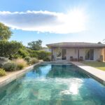 Exclusive – Villa with Swimming Pool, Sea View, Close to Cabanon Bleu Beach