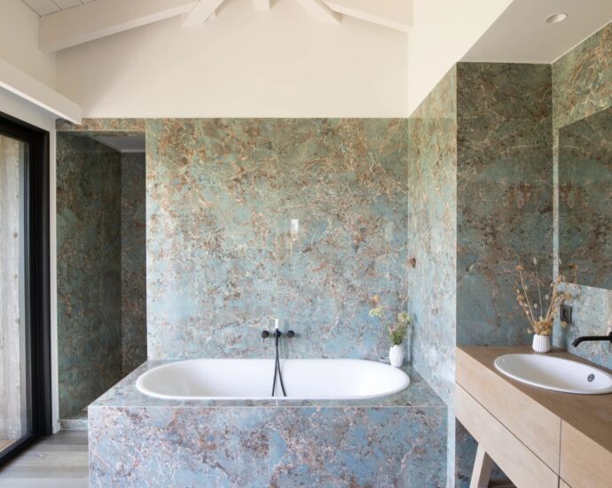 Plage de Cala Rossa, Villa 6 chambres, pied dans l’eau, piscine, Alzu di Cala Rossa