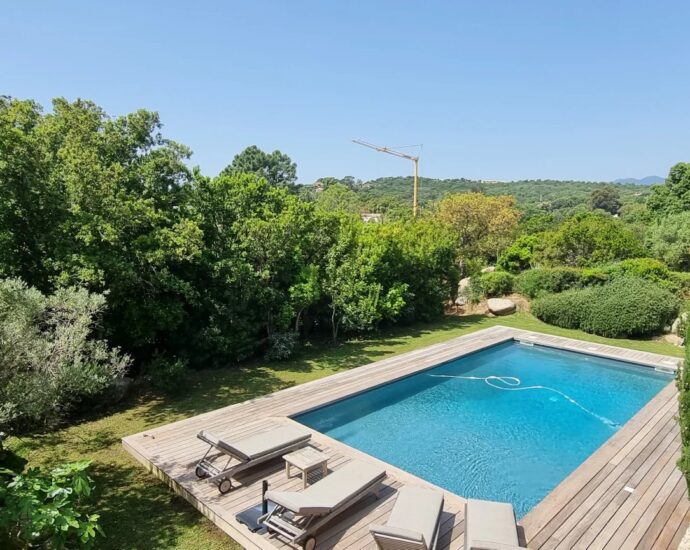 Cappiciola, Propriété pieds dans l’eau, 7 chambres, 2 piscines, accès direct à la plage, vue mer panoramique