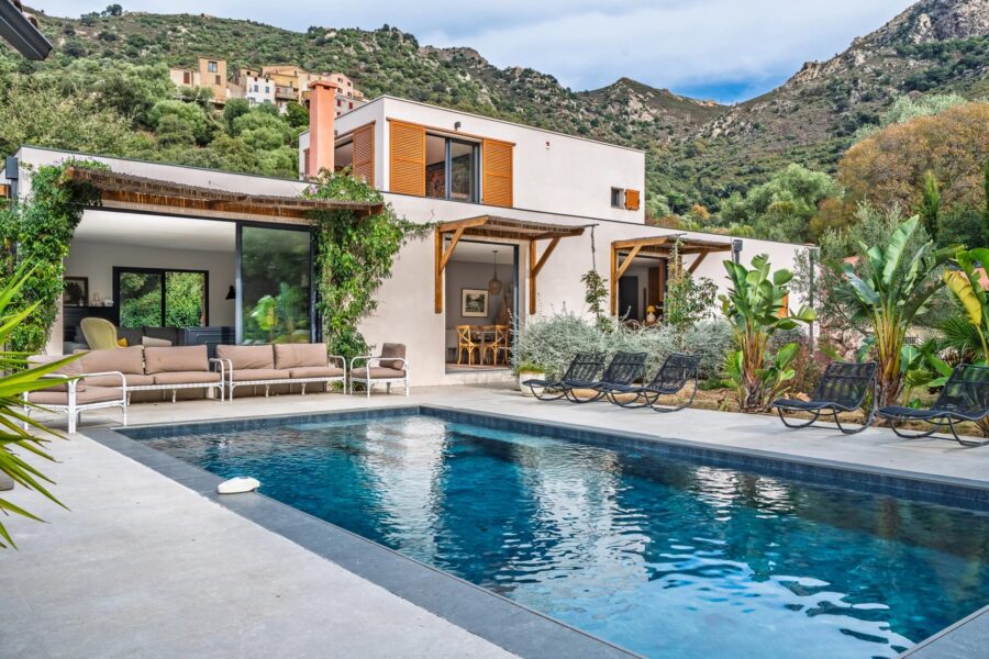 Région de Calvi, Zilia, villa 5 chambres, piscine chauffée, vue montagnes
