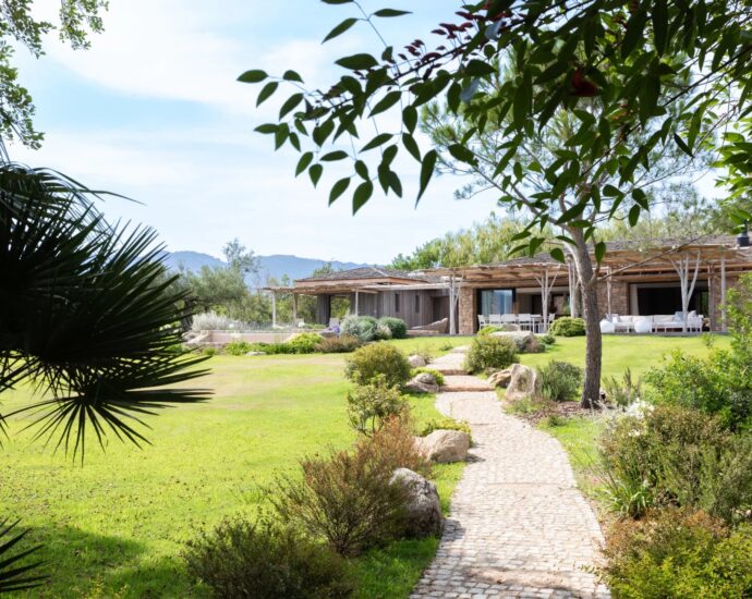 Plage de Cala Rossa, Villa 6 chambres, pied dans l’eau, piscine, Alzu di Cala Rossa