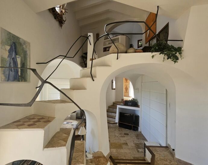 Sainte-Lucie de Porto-vecchio, Cavallone, architect-designed villa, 4 bedrooms, pool, sauna, panoramic sea view, close to the beach