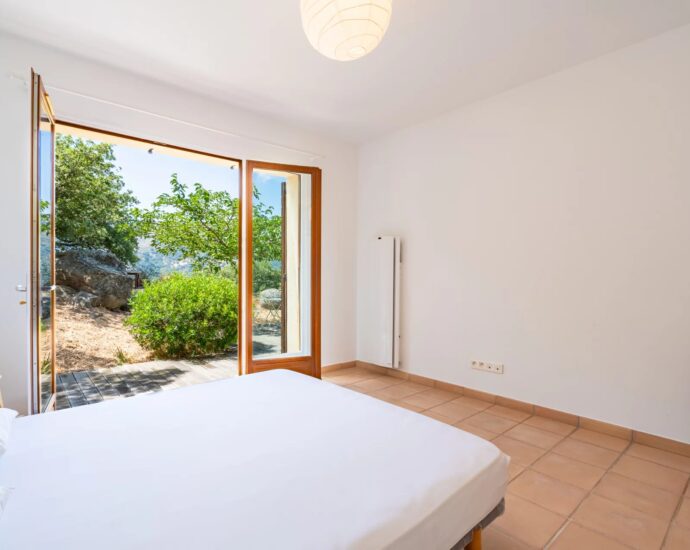 Sant’Antonino, villa type bergerie, 3 chambres, piscine, vue mer